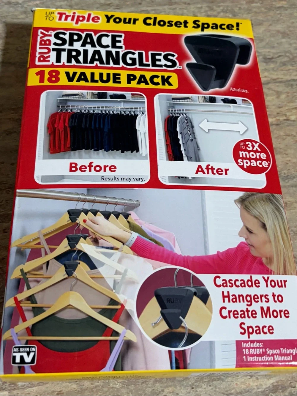 Ruby Space Triangles 18 Value Pack Closet Organizer - Black (18 Pack)